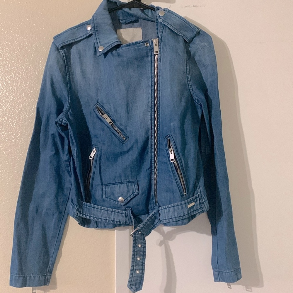 Jean jacket size M